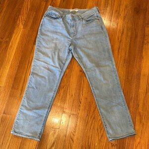 Levi classic jeans size 8 short length